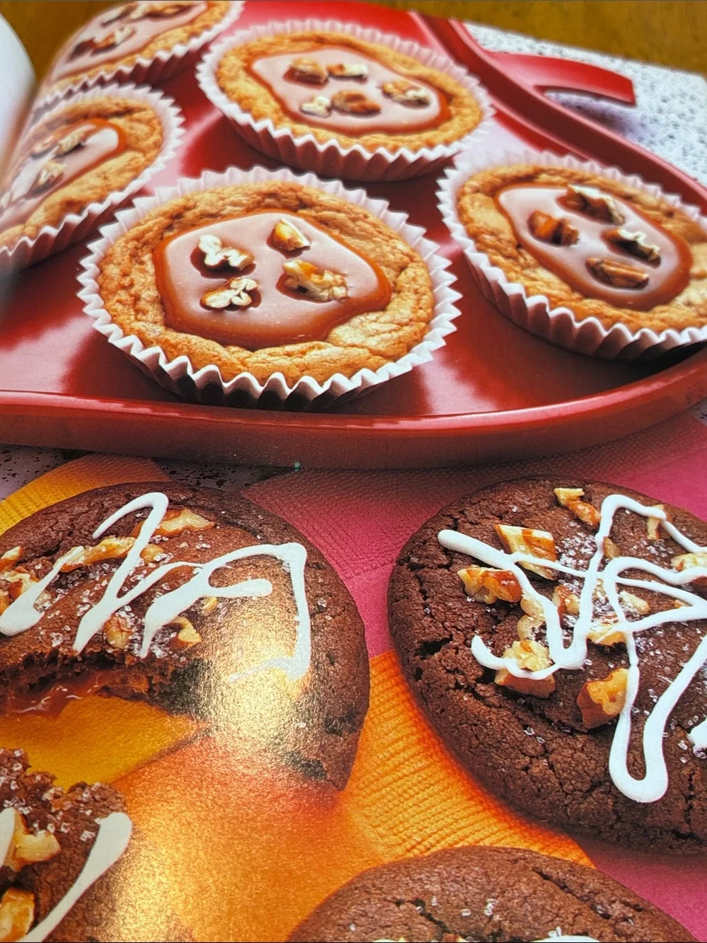 Vintage Pillsbury Best of the Bake-Off Cookbook